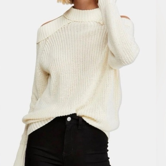 Free People Sweaters - Free People Women’s Half Moon Bay Pullover Sweater in Cream Size Medium